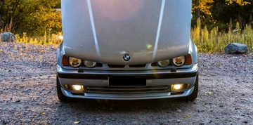 Pełny przedni zderzak M Sport Look do BMW E34 87-96 ze światłami przeciwmgi