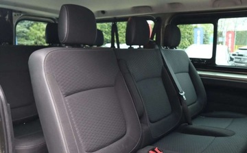 Opel Vivaro B Kombi Extra Long H1 2,9t 1.6 BiTurbo 140KM 2015 Opel Vivaro Opel Vivaro long,9-osobowy 1.6 Diesel 140KM, zdjęcie 8