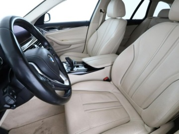 BMW Seria 5 G30-G31 Touring 520d 190KM 2019 BMW 520 Automat Luxury Line Nawigacja Tempomat, zdjęcie 12