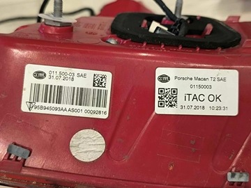 KOMPLET SVĚTLO ZADNÍ PORSCHE MACAN 95B USA