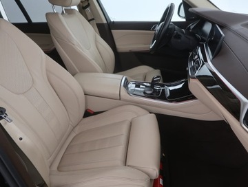 BMW X5 G05 SUV 3.0 40i 340KM 2019 BMW X5 xDrive40i, Salon Polska, Serwis ASO, 4X4, zdjęcie 8