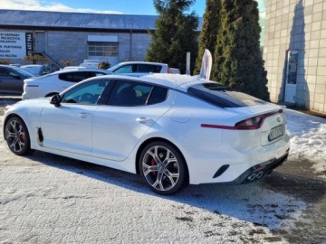 Kia Stinger Liftback 3.3 T-GDi 366KM 2018 Kia Stinger 3.3 GT,Salon PL.Rej.2019 3.3 Benzyna 366KM, zdjęcie 2
