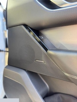 Land Rover Range Rover Velar SUV 3.0 SD6 300KM 2018 Land Rover Range Rover Velar 3.0 SD6 R-Dynamic S 300KM 2018r Salon Polska, zdjęcie 13