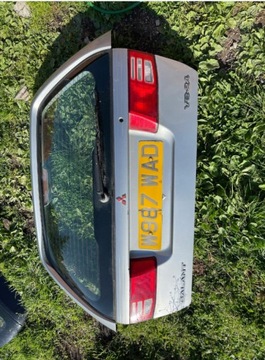 GALANT KOMBI VÍKO KUFRU ZADNÍ A71