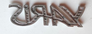 LOGO ZNAK ZNAKY NÁPIS W KRYT YARIS I 2000-2006
