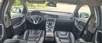 Volvo V60 I 2013 Volvo V60 Volvo V60 D6 AWD Plug-in Hybrid Summum 2.4 Hybryda Plug-in 220KM, zdjęcie 10