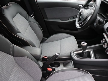 Renault Clio V Hatchback 5d Facelifting 1.0 TCe 90KM 2024 Renault Clio 1.0 TCe, Salon Polska, 1. Właściciel, zdjęcie 8