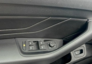 Volkswagen Arteon Fastback Facelifting 2.0 TDI SCR 150KM 2023 Volkswagen Arteon Elegance Pakiety, DSG, FV23, GPS, gwarancja, Podgrzewan, zdjęcie 14