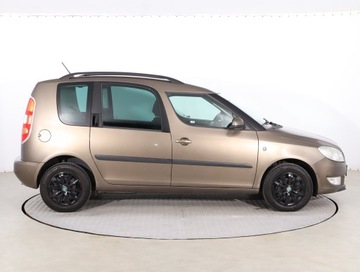 Skoda Roomster Mikrovan Facelifting 1.2 TSI 85KM 2012 Skoda Roomster 1.2 TSI, Klima, Tempomat, zdjęcie 5