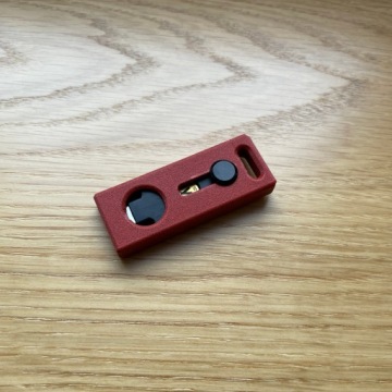 Выдвижной чехол для Yubikey 5/5C NFC USB-A и USB-C Premium RED