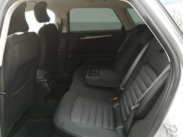 Ford Mondeo V Kombi 2.0 TDCi 150KM 2019 Ford Mondeo 2.0 TDCI 150KM # Klima # Parktronic #, zdjęcie 19