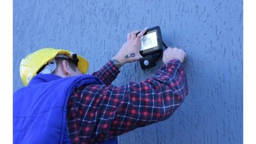 СВЕТОДИОДНЫЙ СВЕТИЛЬНИК С ДАТЧИКОМ ДВИЖЕНИЯ IP65