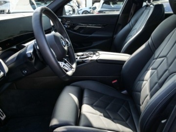 BMW Seria 5 G90-91 2026 540d xDrive M Sport 3.0 (303 KM)| Ogrzewanie kierownicy, zdjęcie 4