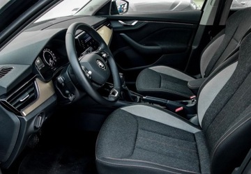 Skoda Kamiq Crossover 1.0 TSI 110KM 2022 Skoda Kamiq 1.0TSI 110KM, Style DSG, Kamera Cofania, Reflektory Full Led,, zdjęcie 9
