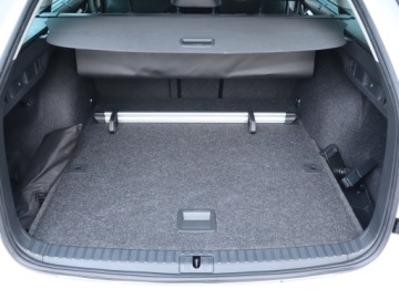 Skoda Octavia IV Liftback 1.5 TSI EVO 150KM 2024 Skoda Octavia 1.5 TSI e-tec, Salon Polska, zdjęcie 13