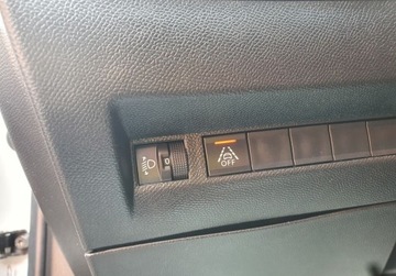 Peugeot 2008 II SUV 1.2 PureTech 100KM 2021 Peugeot 2008 Full LED Kamera GetHelp 1.2 Benzyna 101KM, zdjęcie 19