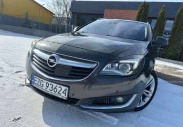 Opel Insignia I Sports Tourer Facelifting 2.0 CDTI BiTurbo ECOTEC 195KM 2014 Opel Insignia Opel Insignia 2.0 Diesel 195KM