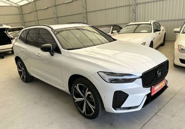 Volvo XC60 II 2023 Volvo XC 60 XC 60 R-DESIGN 2.0 BENZ 250 KM 2023r 9.000 km Warszawa, zdjęcie 2