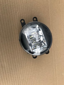 HALOGEN LED TOYOTA YARIS IV GR 21-23 PRAWY