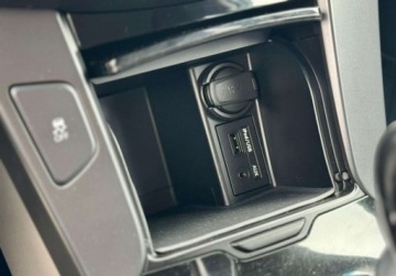 Hyundai i40 Kombi 1.7 CRDi LOW 115KM 2013 Hyundai i40 1.7 CRDI Navi PDC Led tempomat Climatronic serwis ASO 1.7 116KM, zdjęcie 30