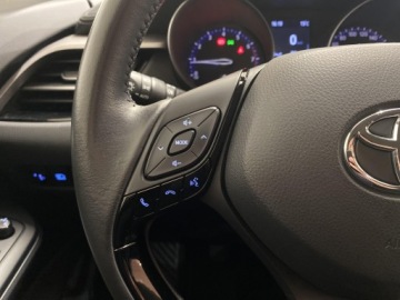 Toyota C-HR I Crossover Facelifting 1.2 Turbo 116KM 2020 Toyota C-HR 1.2 T Comfort Toyota C-HR 1.2 Comfort,, zdjęcie 12