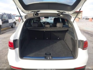 Mercedes GLC C254/X254 2022 Mercedes-Benz GLC 2022 r., 300 4MATIC SUV 2.0 Benzyna 255KM, zdjęcie 16