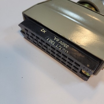 Вилка PLUG «мама» и «папа» 350 В 6 А CS.121-130.1