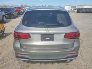 Mercedes GLC C253 2021 Mercedes-Benz GLC 300 2021 2.0 Benzyna 255KM, zdjęcie 2