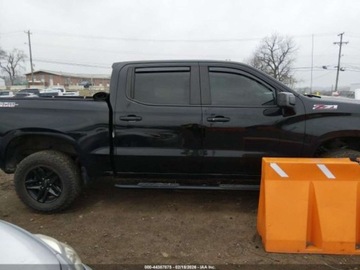 Chevrolet Silverado II 2021 Chevrolet Silverado 1500 Short Bed Lt Trail Boss 2021 6.2 Benzyna 420KM, zdjęcie 6