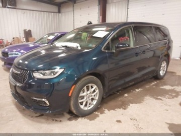 Chrysler Pacifica II 2023 Chrysler Pacifica Touring L 2023 3.6l 3.6 Benzyna 287KM, zdjęcie 1