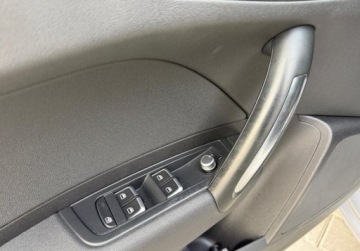 Audi A1 I Sportback 5d Facelifting 1.4 TDI ultra 90KM 2016 Audi A1 Sportback auto jak nowe w bogatej wersjiliftled 1.4 Diesel 90KM, zdjęcie 11