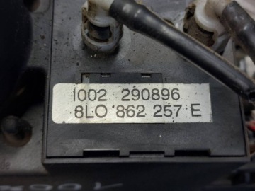 НАСОС ЦЕНТРАЛЬНОГО ЗАМКА AUDI A4 B5 8L0862257E