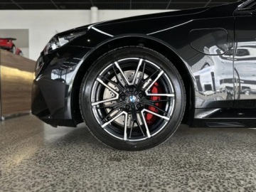 BMW Seria 5 G90-91 M Touring 4.4 V8 727KM 2025 BMW Seria 5 Touring M5 Combi 4.4 (727KM) 2025, zdjęcie 17