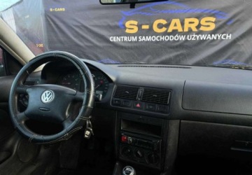 Volkswagen Golf IV Hatchback 1.4 16V 75KM 1999 Volkswagen Golf Volkswagen Golf 1.4b DLUGI PRZEGLAD SWIEZY ROZRZAD Zam, zdjęcie 5