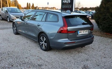 Volvo V60 II  Kombi 2.0 D3 150KM 2019 Volvo V60 NAVIGACJA, Grzane Fotele, Multifunkcja, Tempomat, Czujniki, Auto, zdjęcie 7