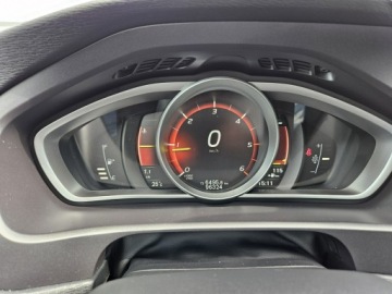 Volvo V40 II Hatchback Facelifting 2.0 D3 150KM 2019 Volvo V40 2.0 Diesel 150KM, zdjęcie 11
