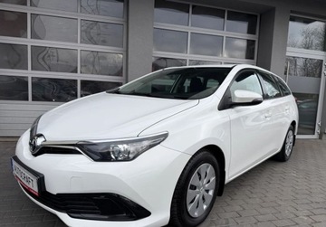 Toyota Auris II Touring Sports Facelifting 1.4 D-4D 90KM 2015 Toyota Auris Salon Polska. Serwis ASO, FV-VAT 23 1.4 Diesel 90KM, zdjęcie 2