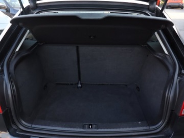 Audi A3 8P Hatchback 3d 1.9 TDI 105KM 2008 Audi A3 1.9 TDI, Klima, Klimatronic, Tempomat,ALU, zdjęcie 12