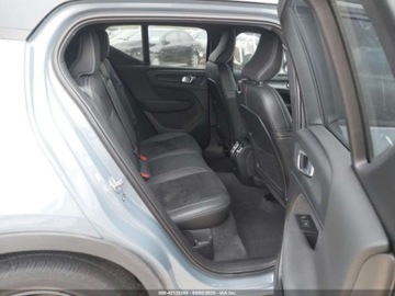 Volvo XC40 2022 Volvo XC 40 Recharge Pure Electric P8 Twin Plus 2022 Elektryczny 402KM, zdjęcie 8