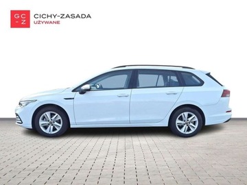 Volkswagen Golf VIII Variant 1.0 TSI 110KM 2023 Volkswagen Golf SalonPL 110KM Life Variant Pakiety Podgrzew.KierownicaFot, zdjęcie 7