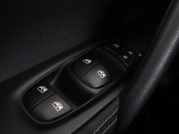 Nissan Qashqai II Crossover 1.2 DIG-T 115KM 2017 Nissan Qashqai Navi Kamera cofania Klimatyzacja, zdjęcie 33