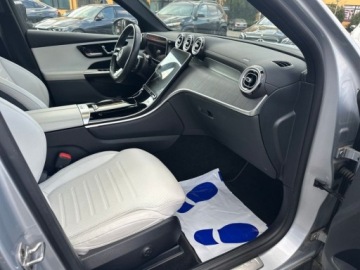 Mercedes GLC C254/X254 SUV 2.0 200 MHEV 204KM 2024 Mercedes-Benz GLC 300 e 4 MATIC Suv Pakiet PremiumPanoramaDigital LightSal, zdjęcie 12