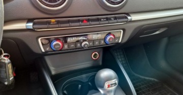 Audi A3 8V Hatchback 3d 1.2 TFSI 110KM 2014 Audi A3 Sportback 1,2 TFSI 110KM Automat S-tronic Navi Serwis Oplacony, zdjęcie 34