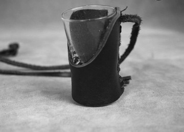 Подвесной стакан из кожи с ремешком для ралли.