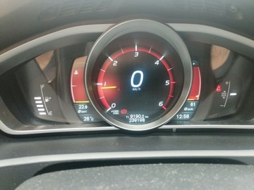 Volvo V40 II Hatchback 1.6 D2 115KM 2013 Volvo V40 II 1.6 D2 1,6, serwisowany, bezwypadkowy (MY 2014), zdjęcie 9