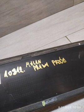 10812. MACAN LIŠTA DVEŘE PRAVÝ PŘEDNÍ 95B837890F