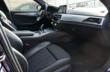BMW Seria 5 G30-G31 Limuzyna 520d 190KM 2017 BMW Seria 5 2.0 Diesel 190 KM, 4x4, Navi, Kamera, LED, Polskora, Hak, GWAR, zdjęcie 30