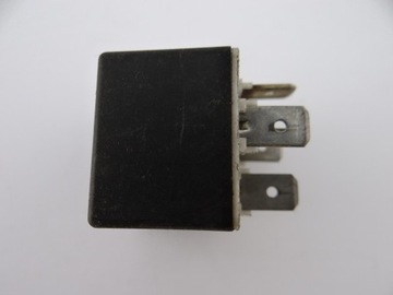 PRZEKAŹNIK 3501 VALEO