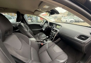 Volvo V40 II Cross Country 2.0 D3 DRIVE-E 150KM 2016 Volvo V40 Bardzo zadbany pelen serwis 2.0 Diesel 150KM, zdjęcie 22