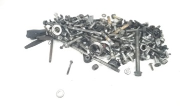 KAWASAKI GPZ 900 NINJA TOP GUN 1990 ŚRUBY